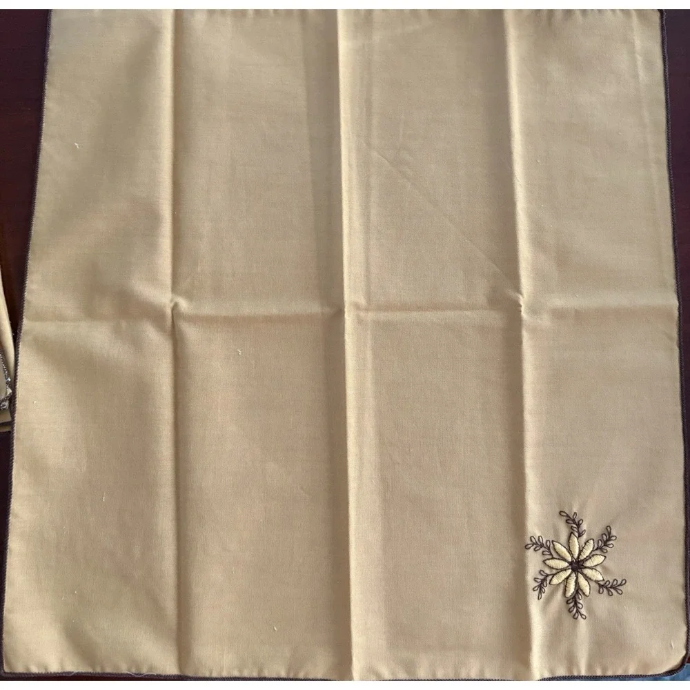 Cloth Napkins Vintage Set Of 6 MCM Yellow & Brown With Flower 16.5